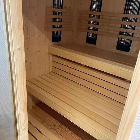 보트호텔 Waidlerland Hausboot 1