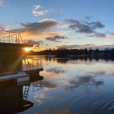 Botel Waidlerland Hausboot 1 Waldkirchen