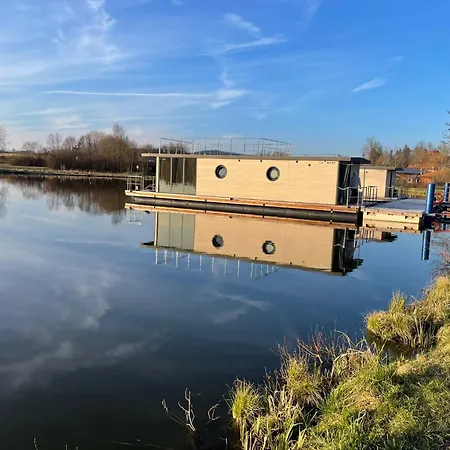 Waidlerland Hausboot 1 발트키르헨
